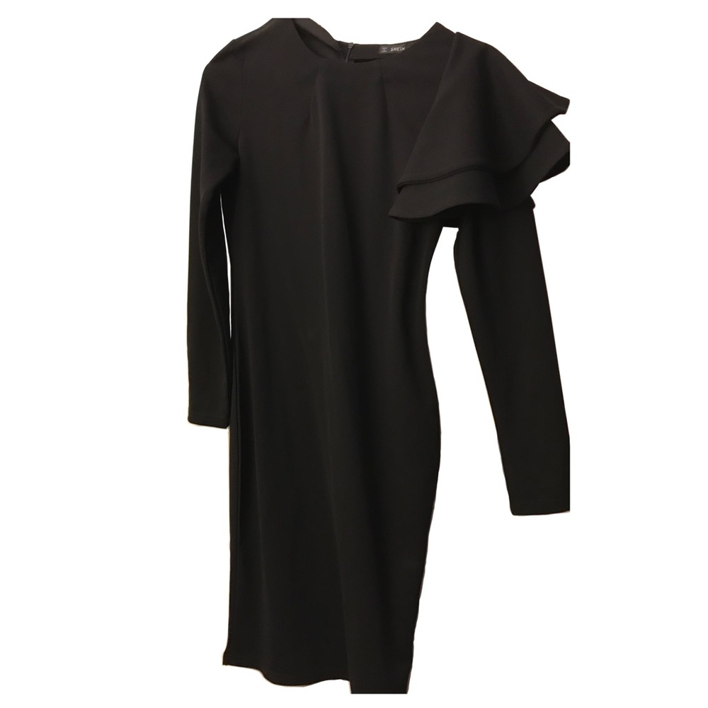 New SHEIN Long Sleeve Black Ruffle Shoulder Dress